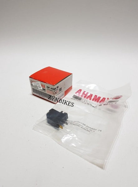 FRONT BRAKE SWITCH YAMAHA ORIGINAL SNIPER 150 (NMAX 155 V1 RIGHT) SPARK 135 X1R