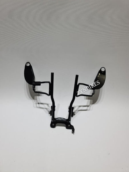 COWLING BRACKET RXZ CATALYZER