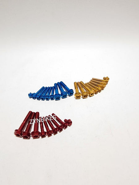CVT COVER SCREW