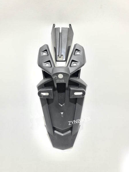 REAR FENDER