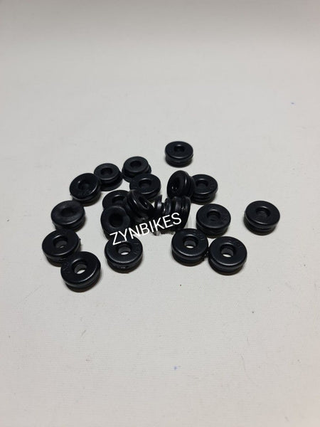 SIDE COVER RUBBER